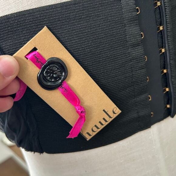 NWT Carol Malony Black Ruched Lace Bralette 34D NWT USA Made Designer Lingerie - Picture 6 of 12